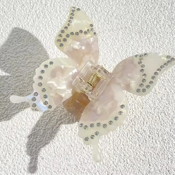 Butterfly Pearly Light Blue Hair Clip - Picture 3 of 7